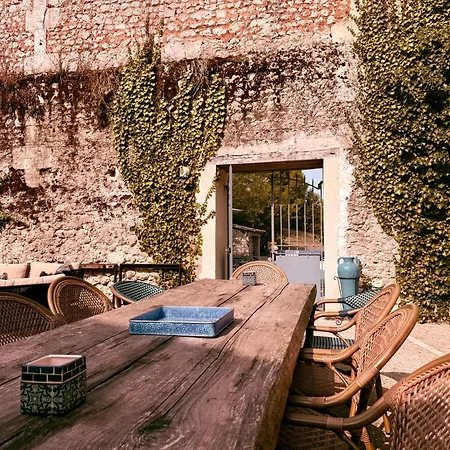 Le Patio Bleu 3*